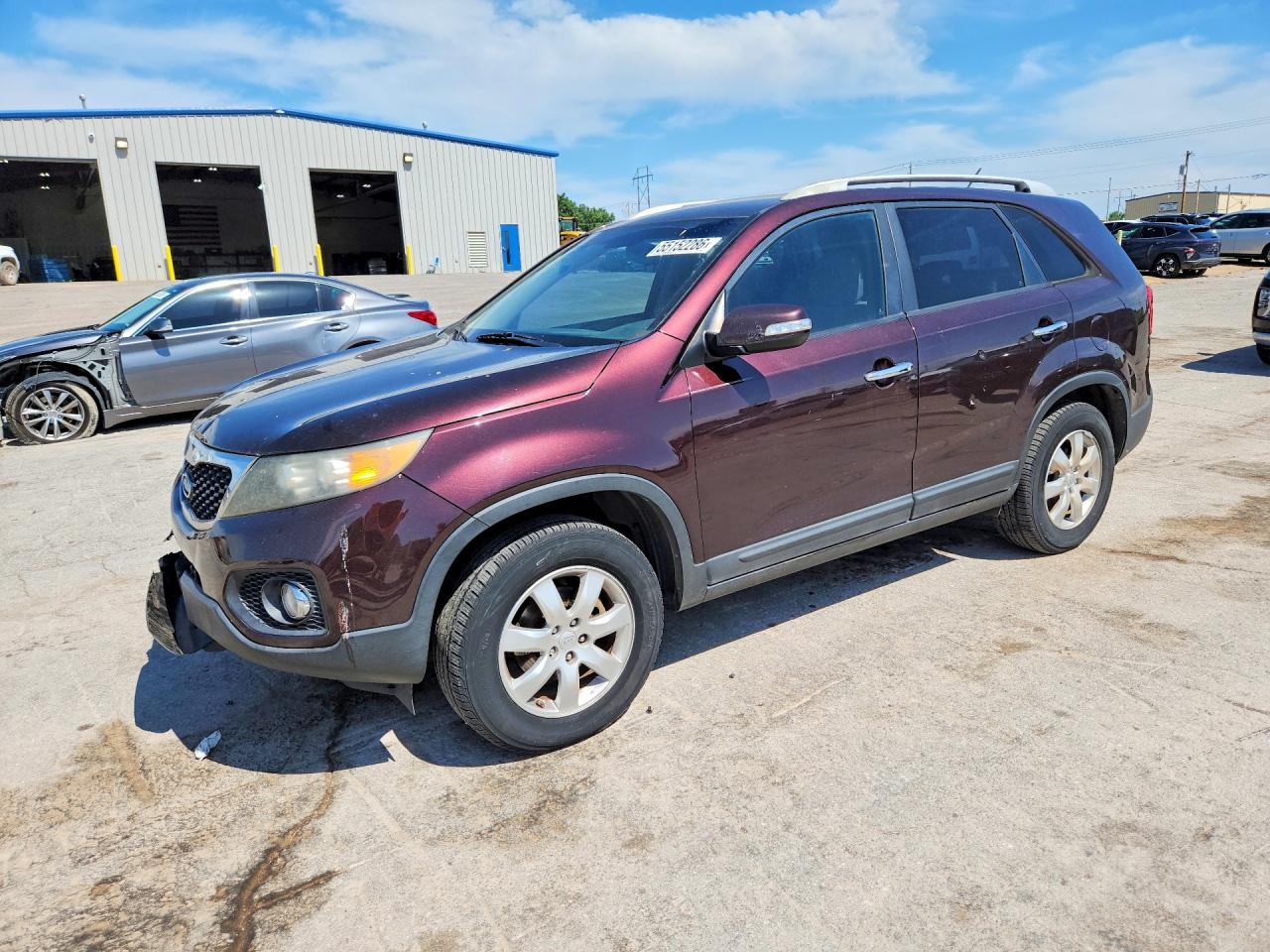 Salvage Kia Sorento Image