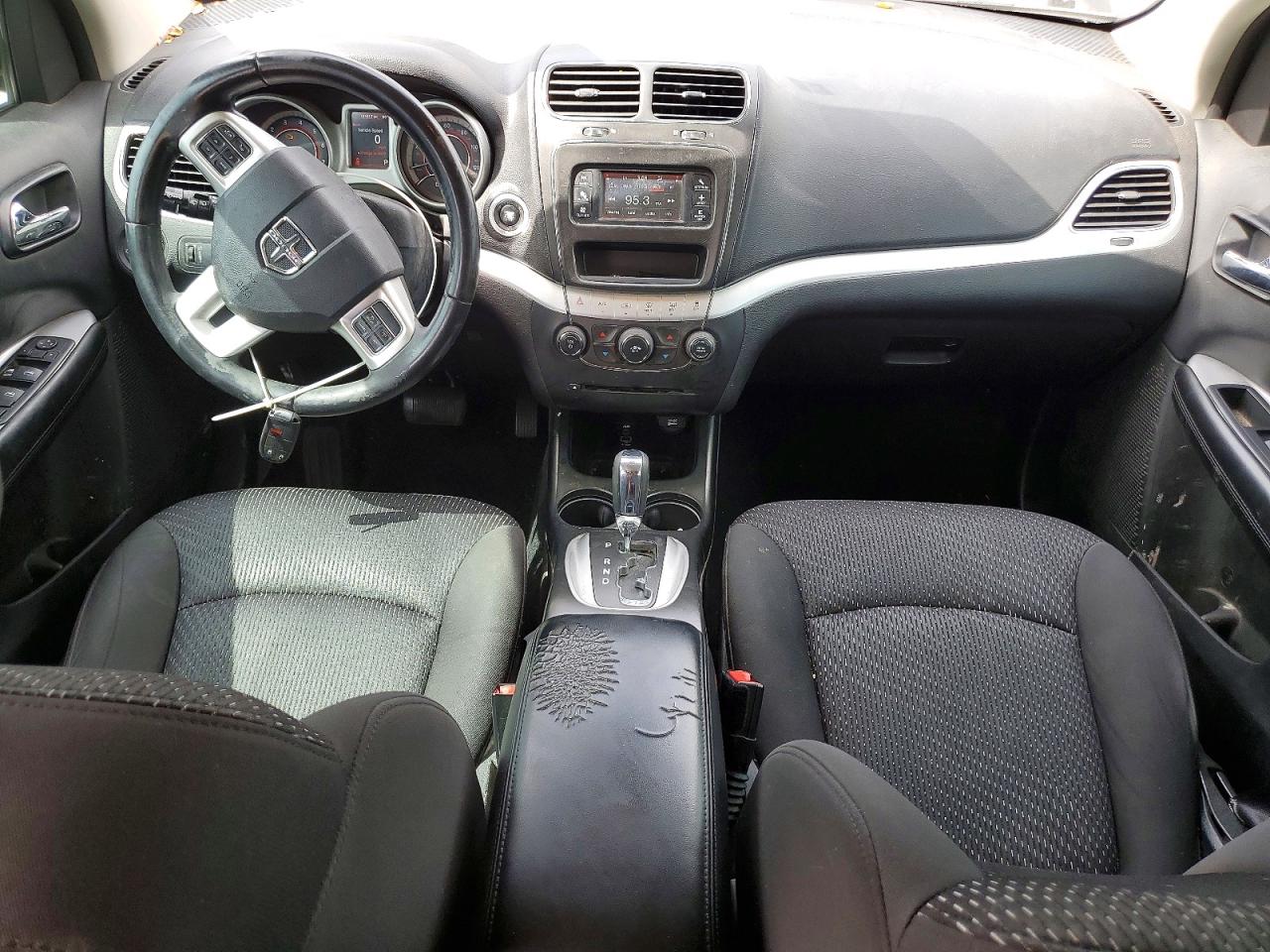 Dodge Journey Se