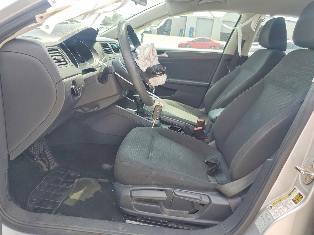 Volkswagen Jetta S