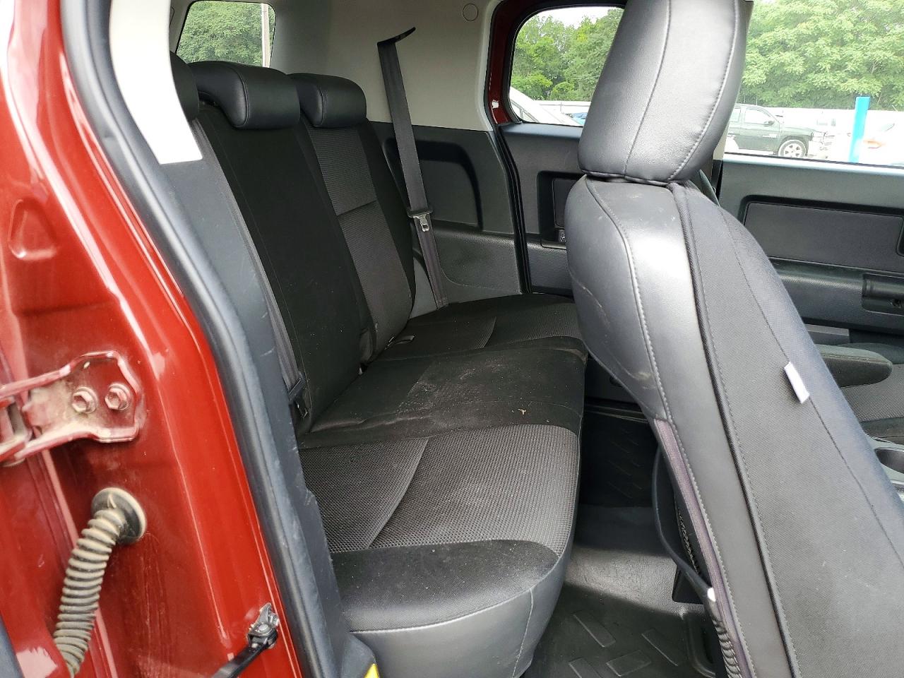 Toyota FJ Cruiser Base