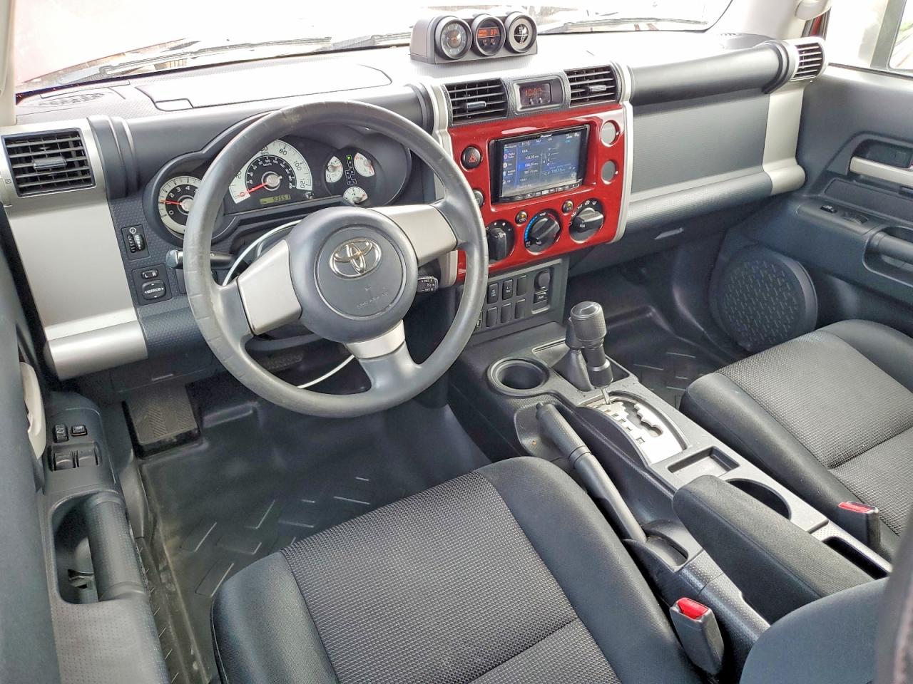 Toyota FJ Cruiser Base