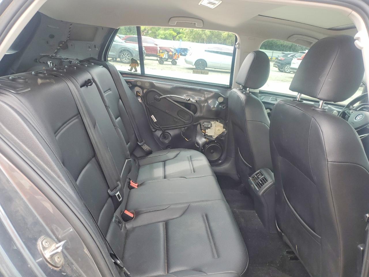Volkswagen Golf S
