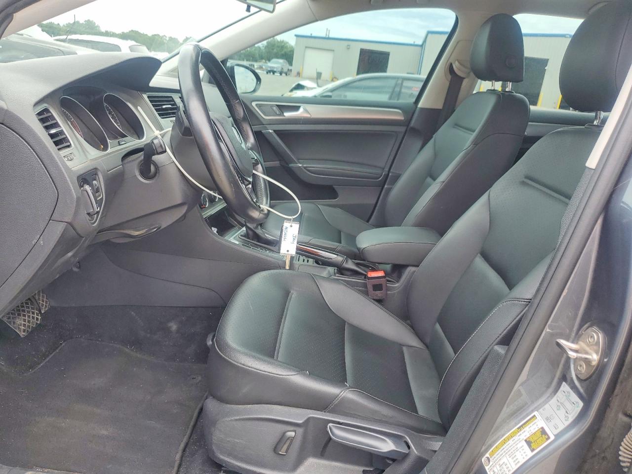 Volkswagen Golf S