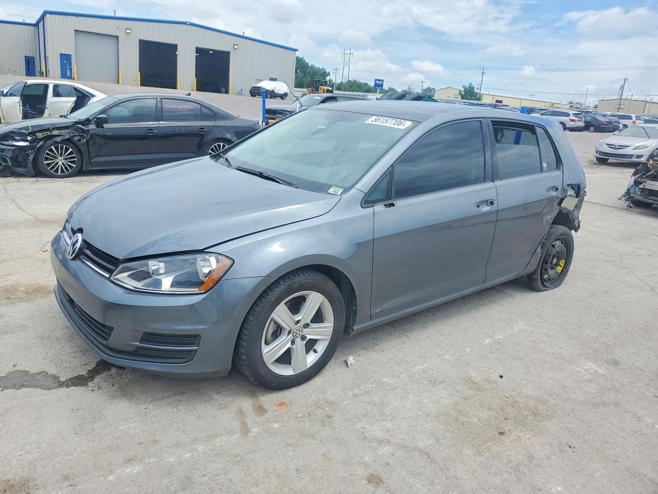 Salvage Volkswagen Golf Image