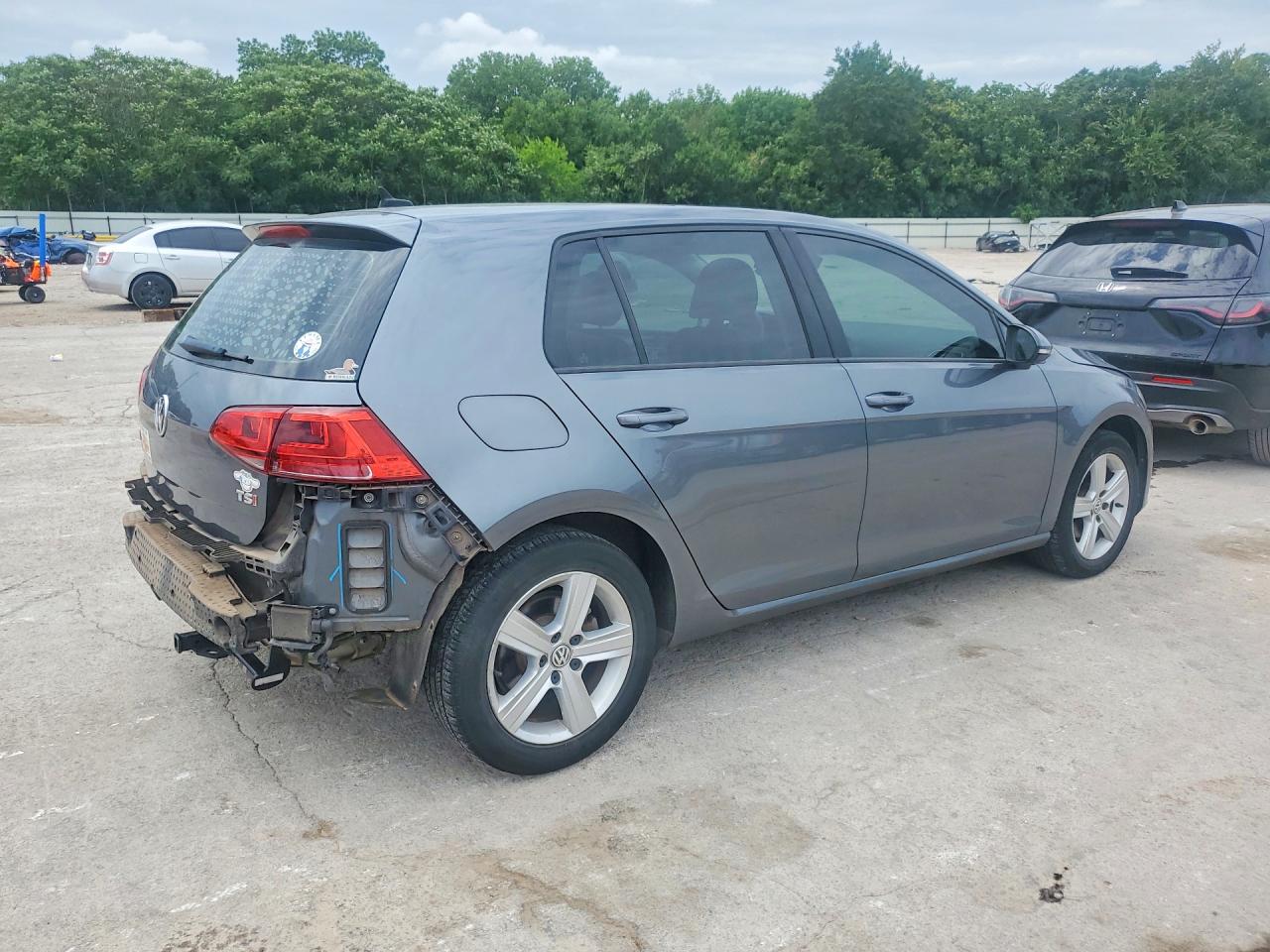 Volkswagen Golf S