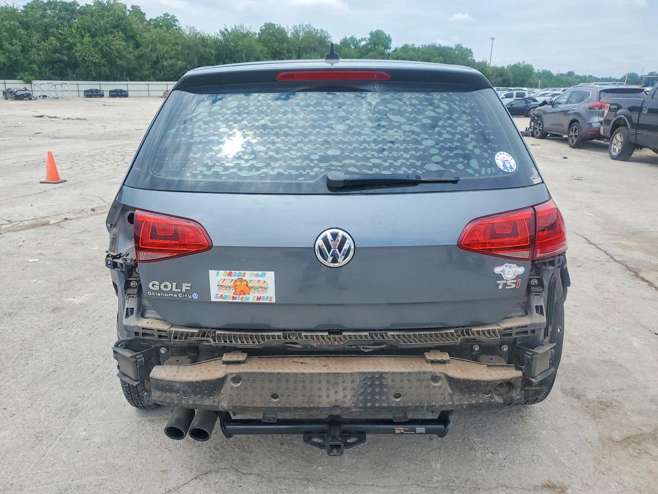 Volkswagen Golf S