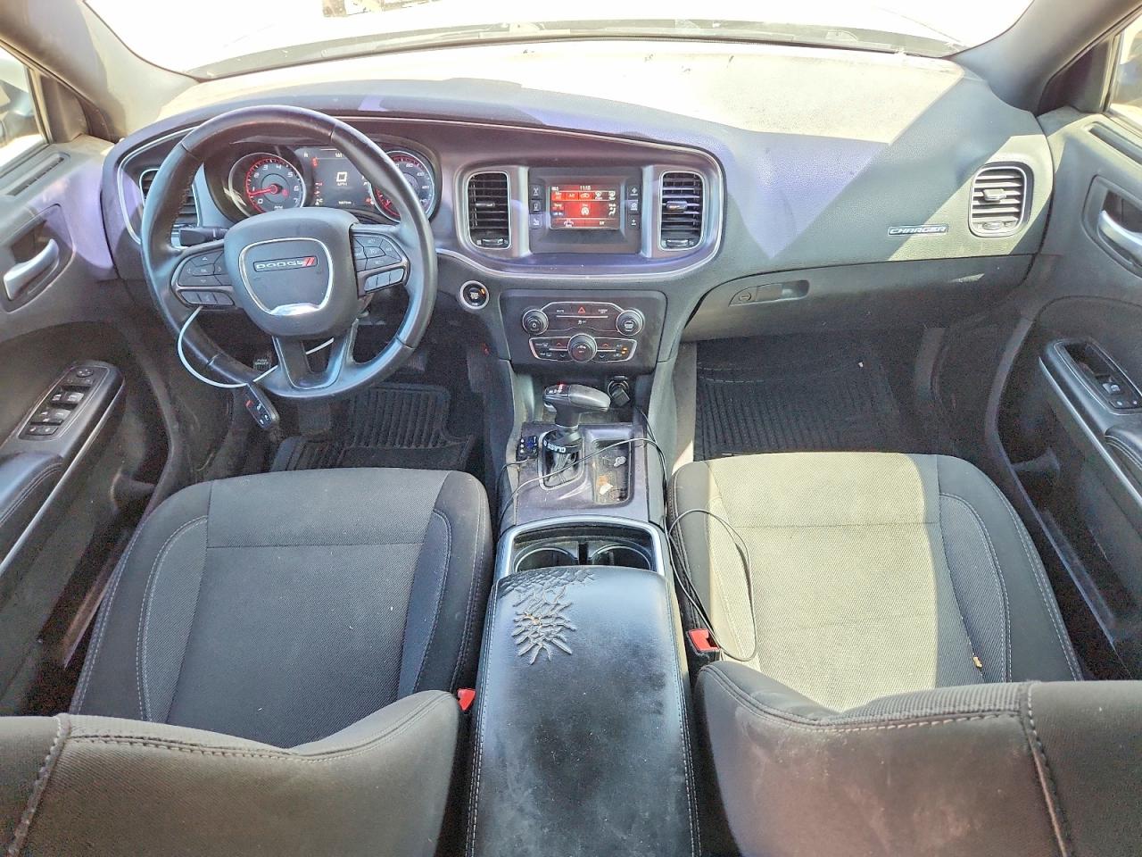 Dodge Charger Se
