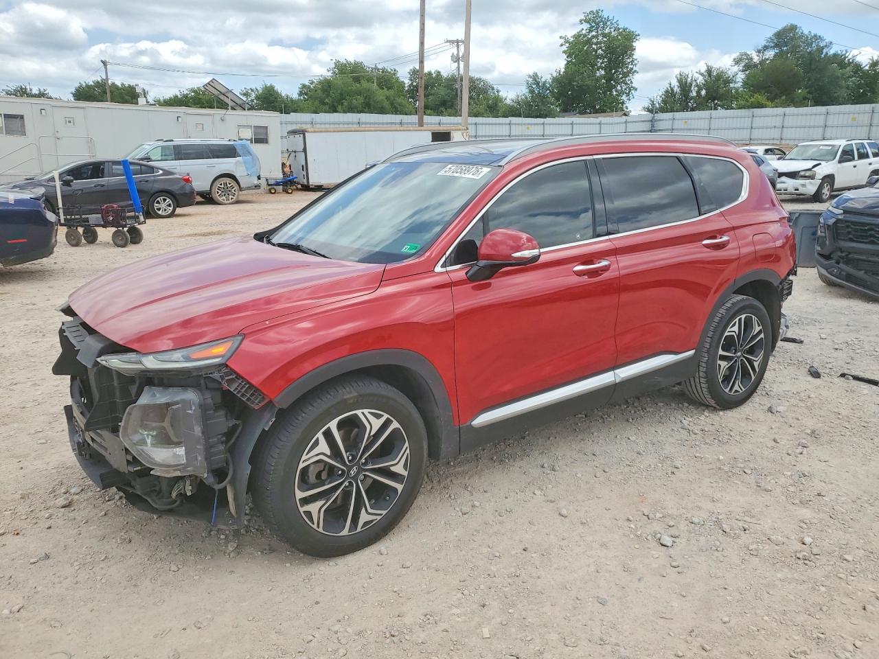 Salvage Hyundai SANTA FE Image