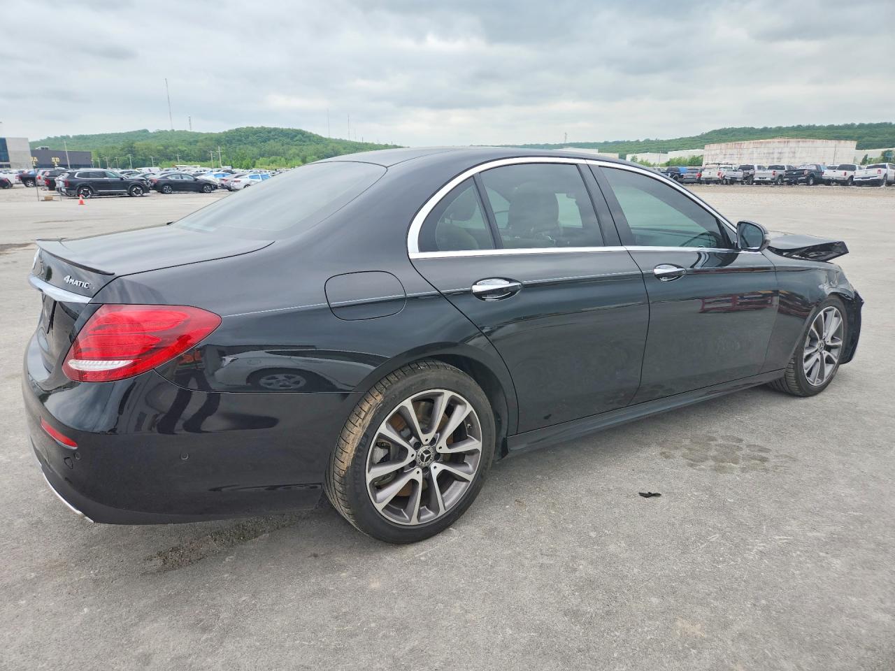 Mercedes-Benz E-Class 450 4matic