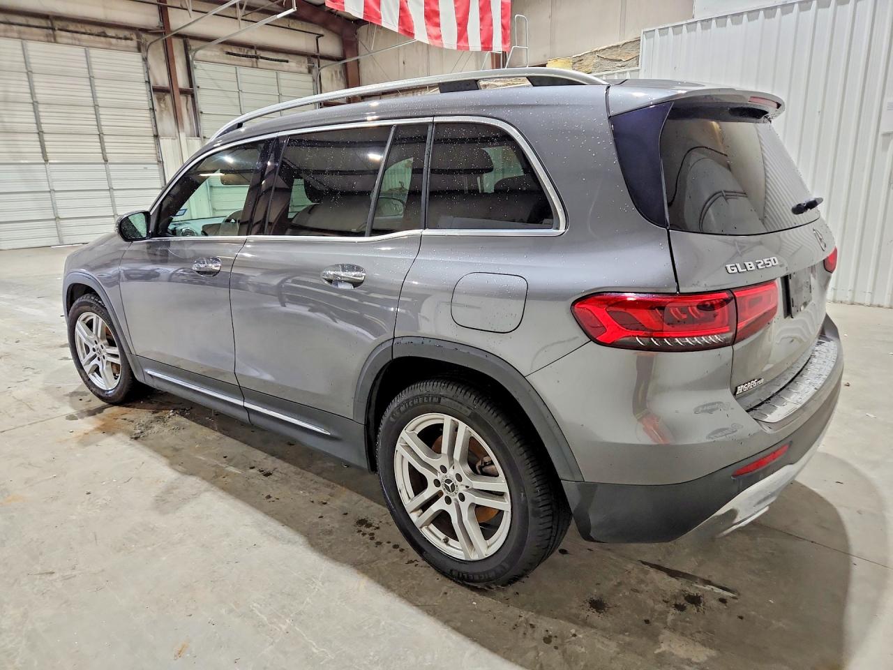 Mercedes-Benz GLB 250