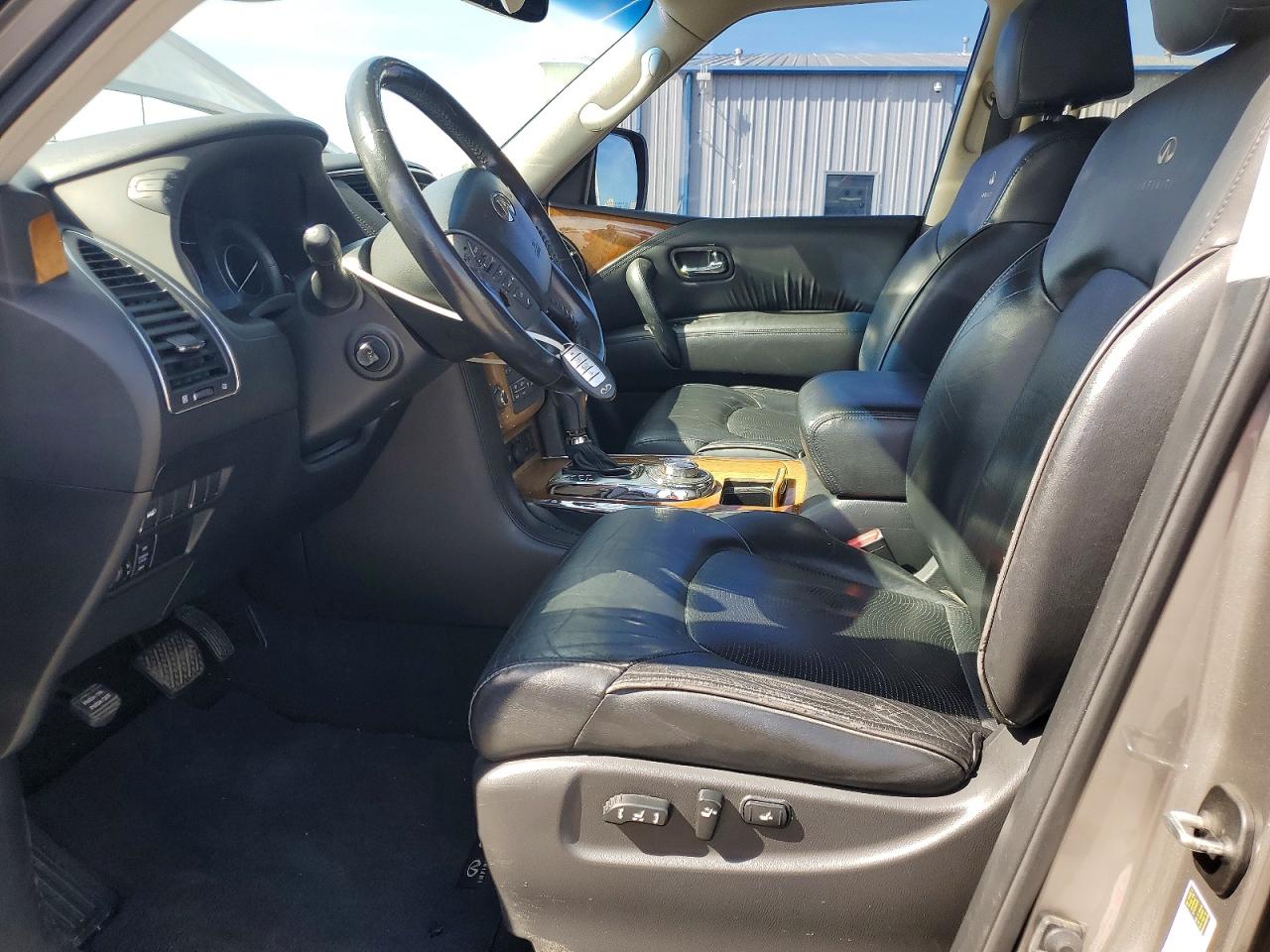 INFINITI Qx Base