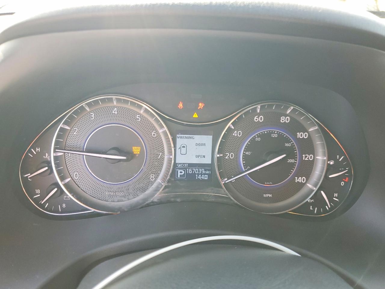 INFINITI Qx Base