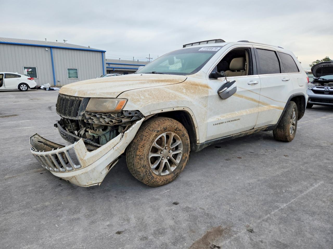 Salvage Jeep Cherokee Image