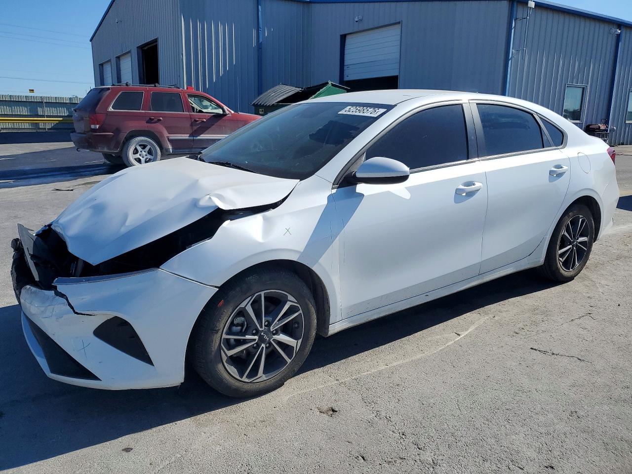 Salvage Kia Forte Image