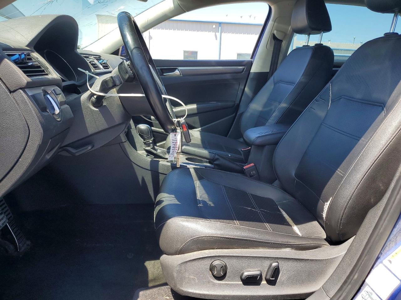 Volkswagen Passat R-line