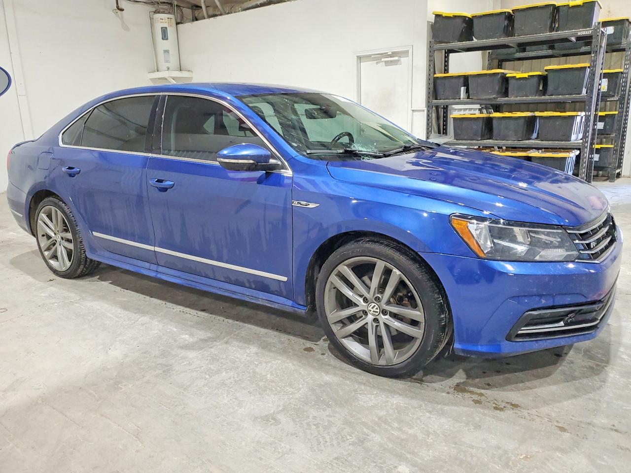 Volkswagen Passat R-line