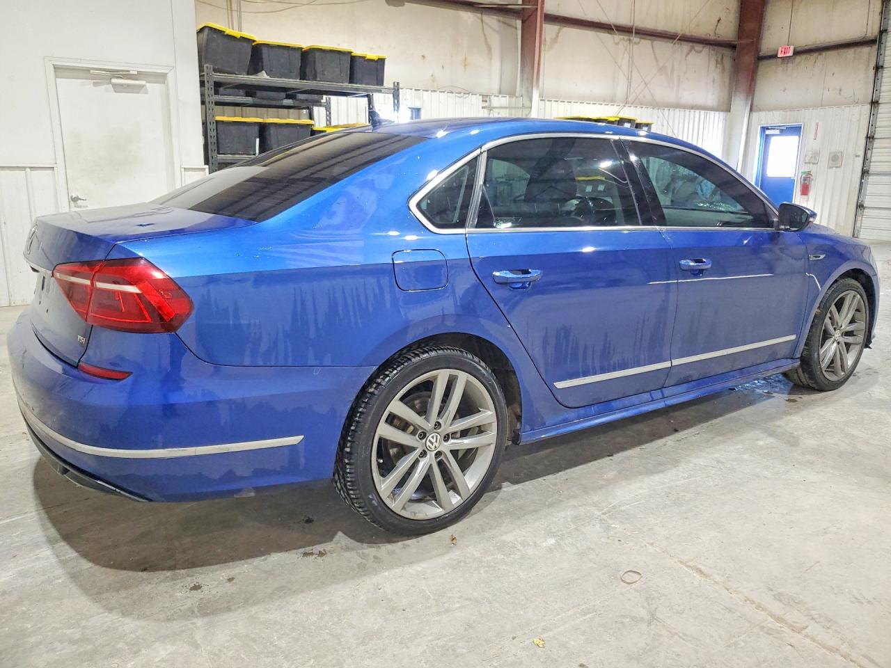 Volkswagen Passat R-line