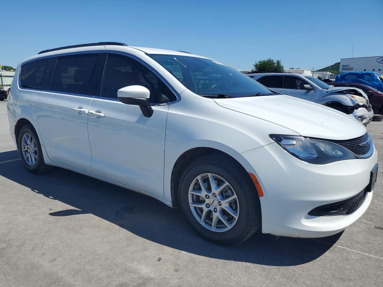 Chrysler Minivan Lxi
