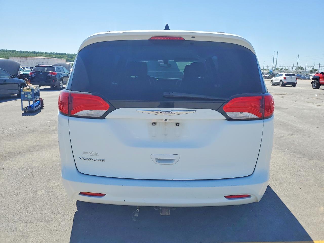 Chrysler Minivan Lxi