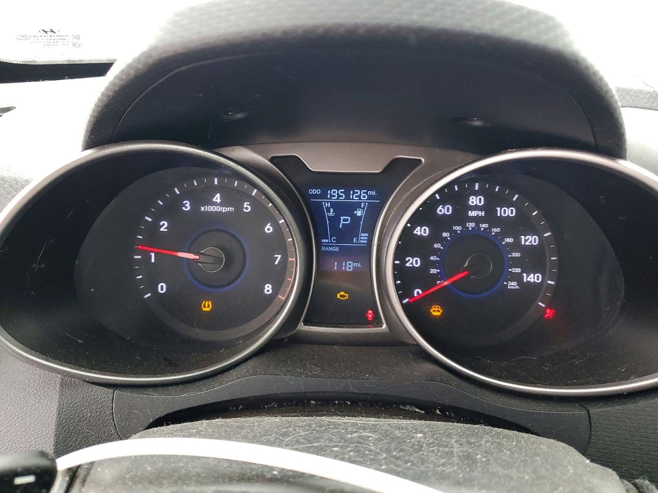 Hyundai VELOSTER Base