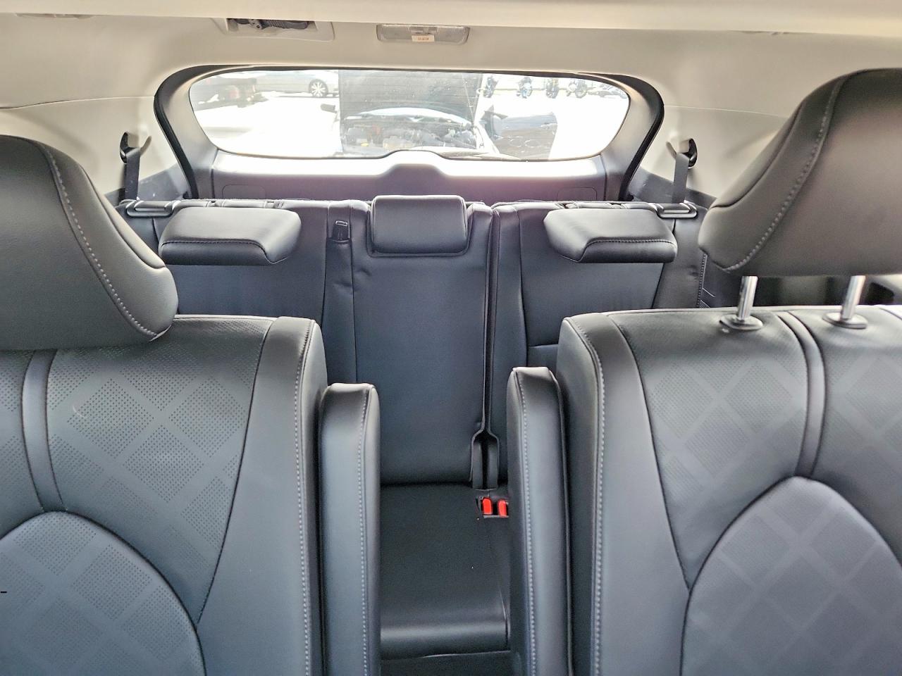 Toyota Highlander Hybrid Platinum