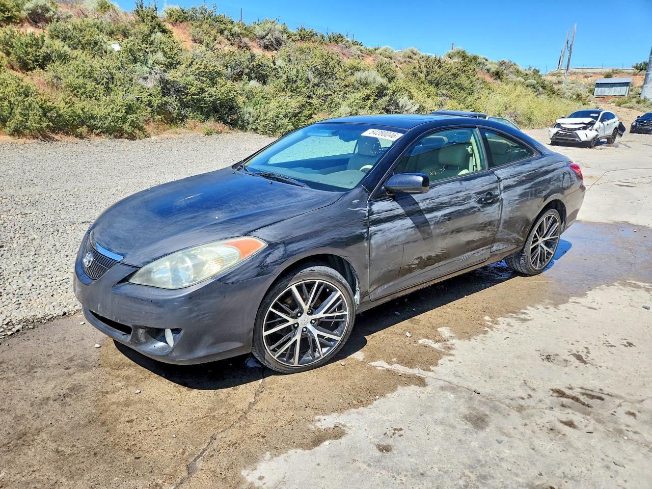 Salvage Toyota Camry Image