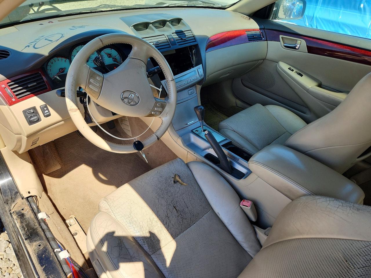 Toyota Camry Sle V6