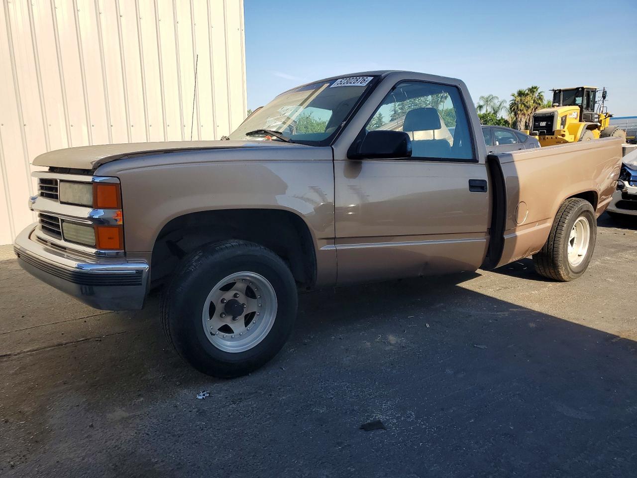 Salvage Chevrolet Gmt Image