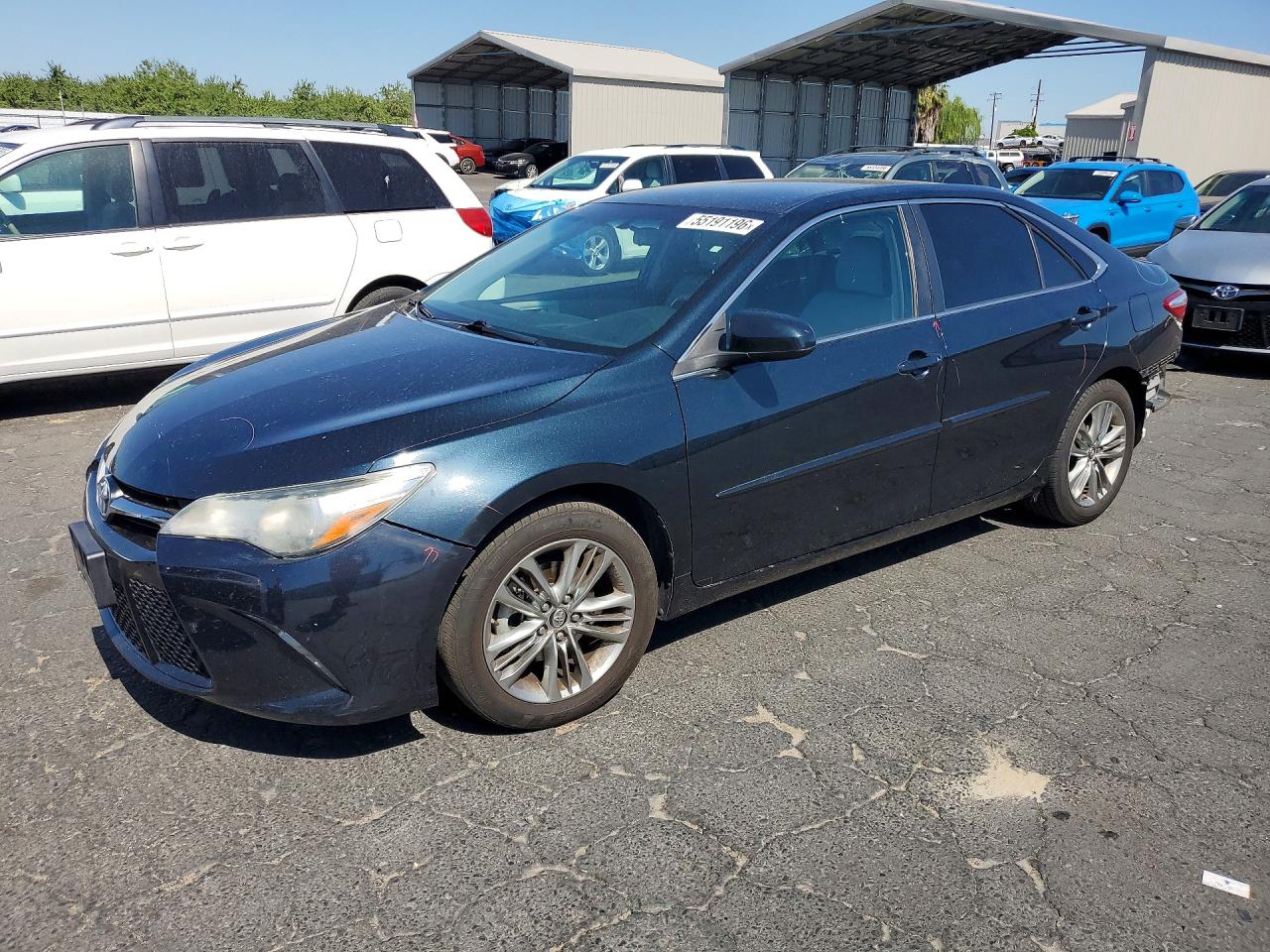 Salvage Toyota Camry Image