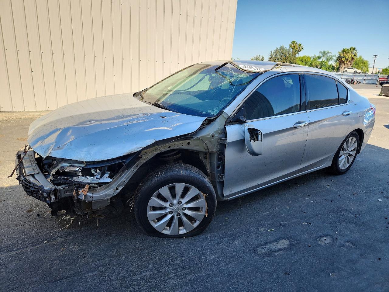 Salvage Honda Accord Image