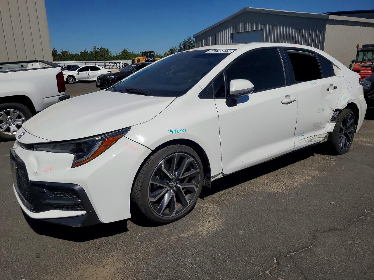 Salvage Toyota Corolla Image