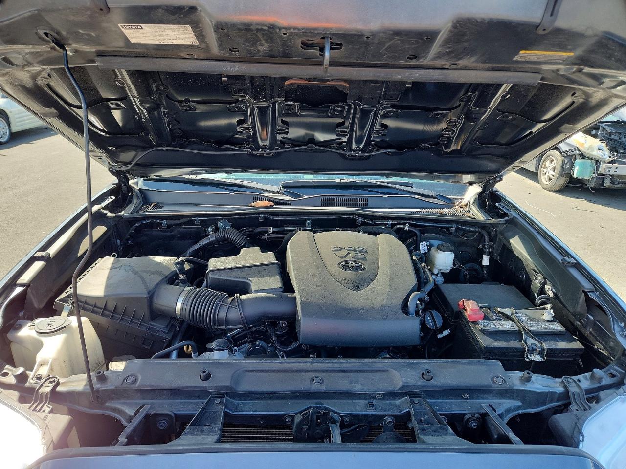 Toyota Tacoma Sr5 V6