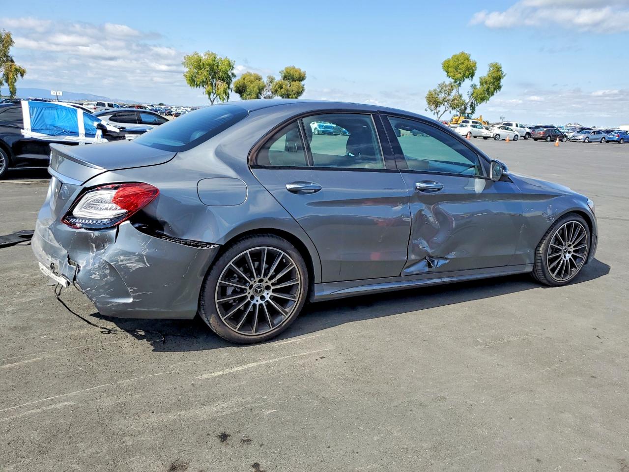 Mercedes-Benz C-Class 300