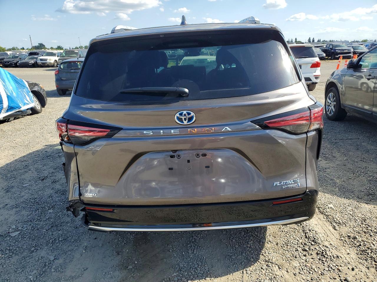 Toyota Sienna Platinum 7-passenger