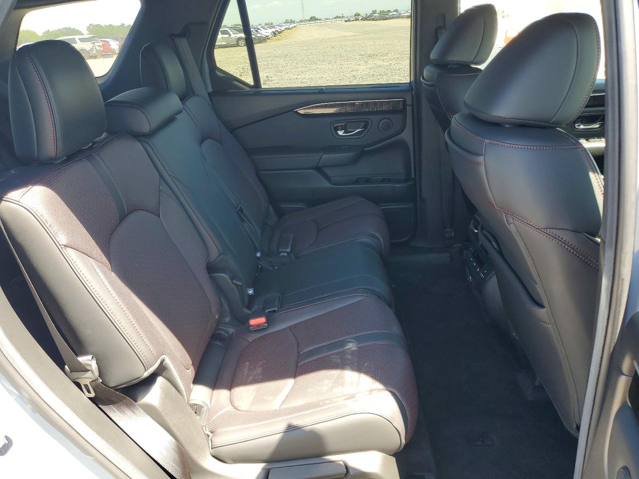 Honda Pilot Black