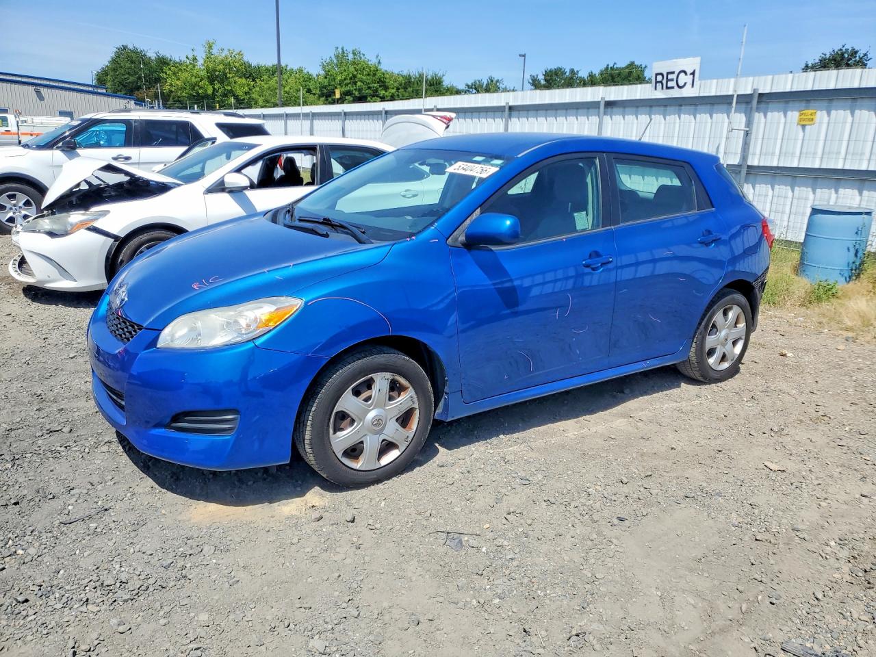Salvage Toyota Matrix Image