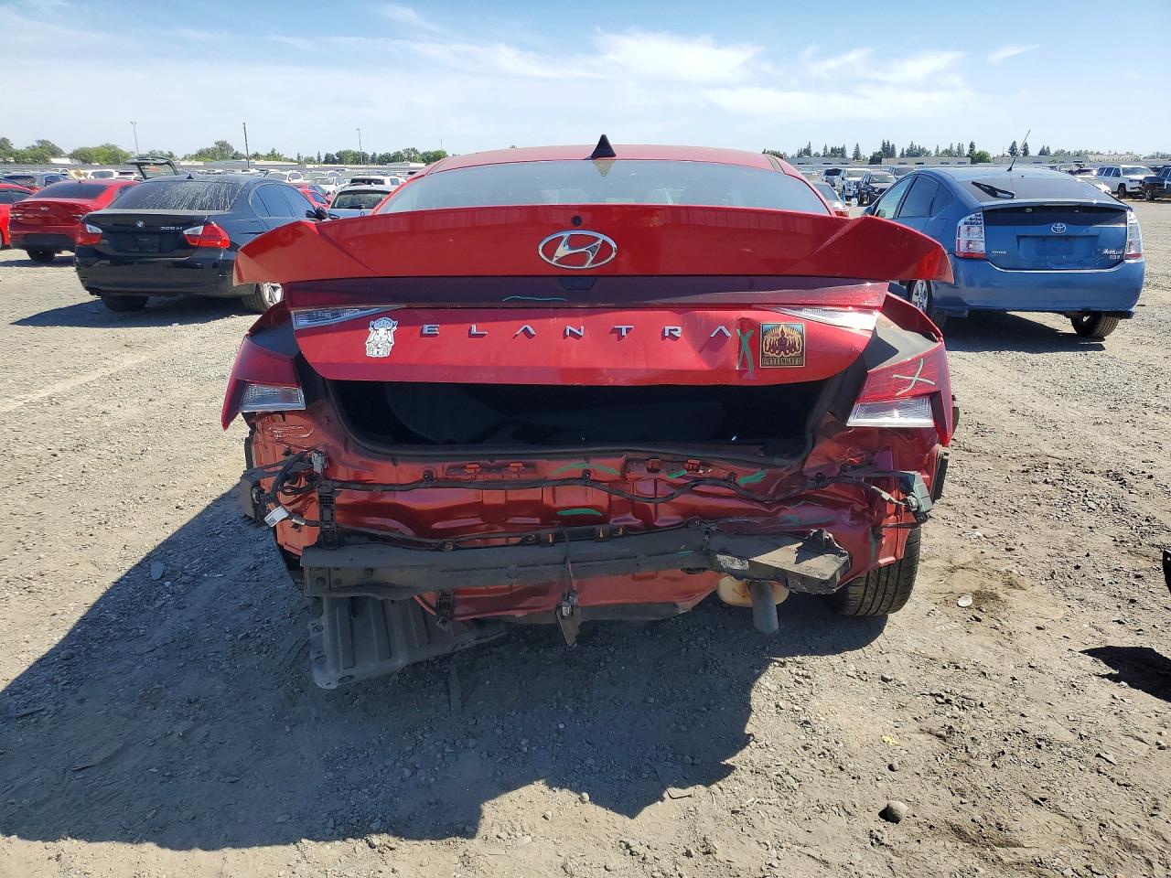 Hyundai ELANTRA Sel