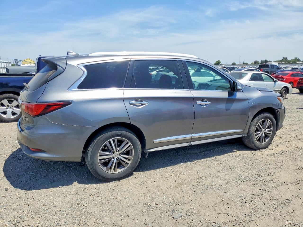 INFINITI Qx Base