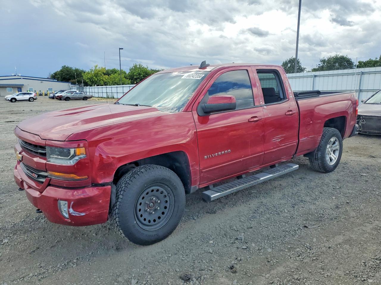 Salvage Chevrolet Silverado Image