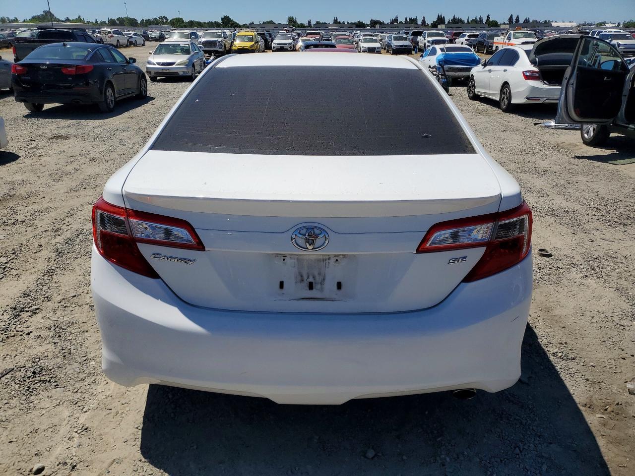 Toyota Camry Se