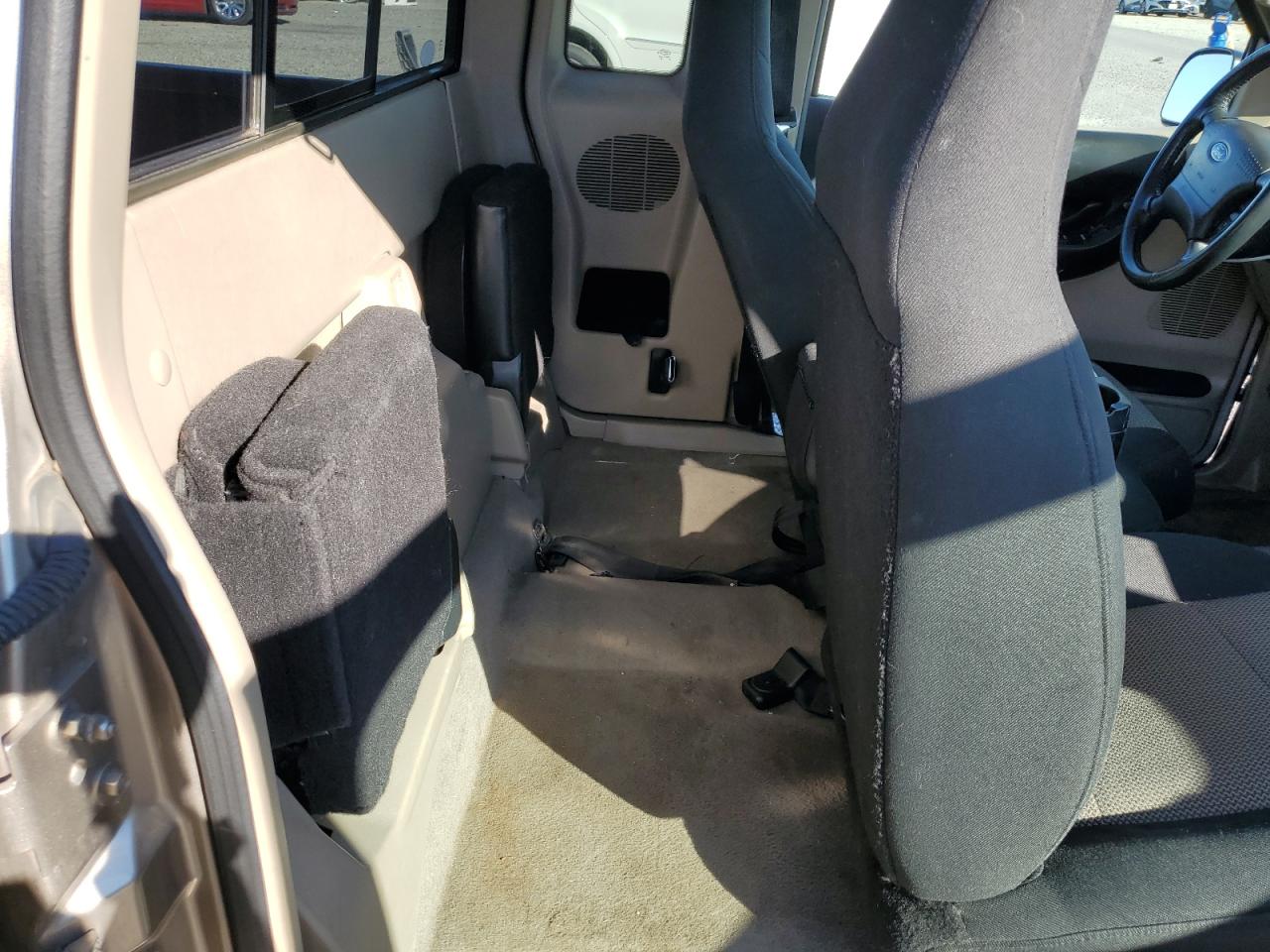 Ford Ranger Super Cab