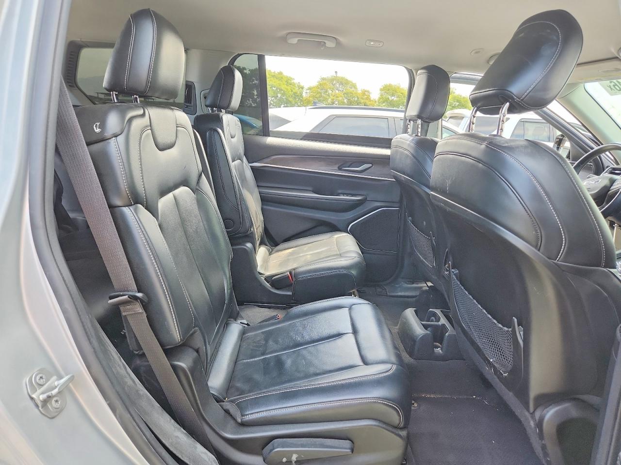 Jeep Cherokee L Limited