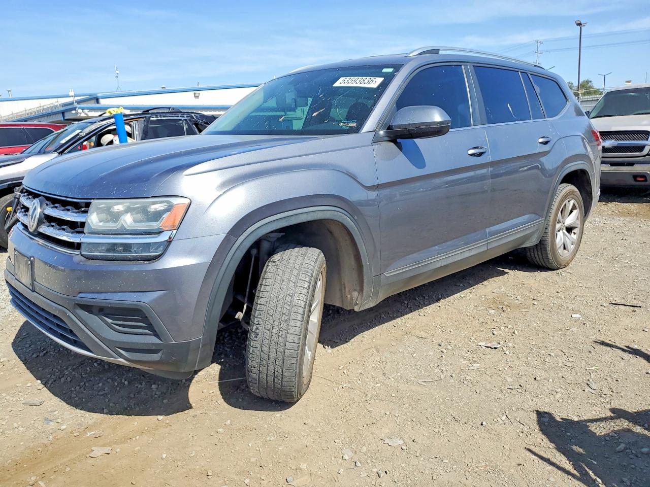 Salvage Volkswagen Atlas Image