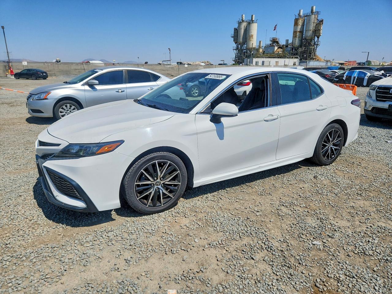 Salvage Toyota Camry Image