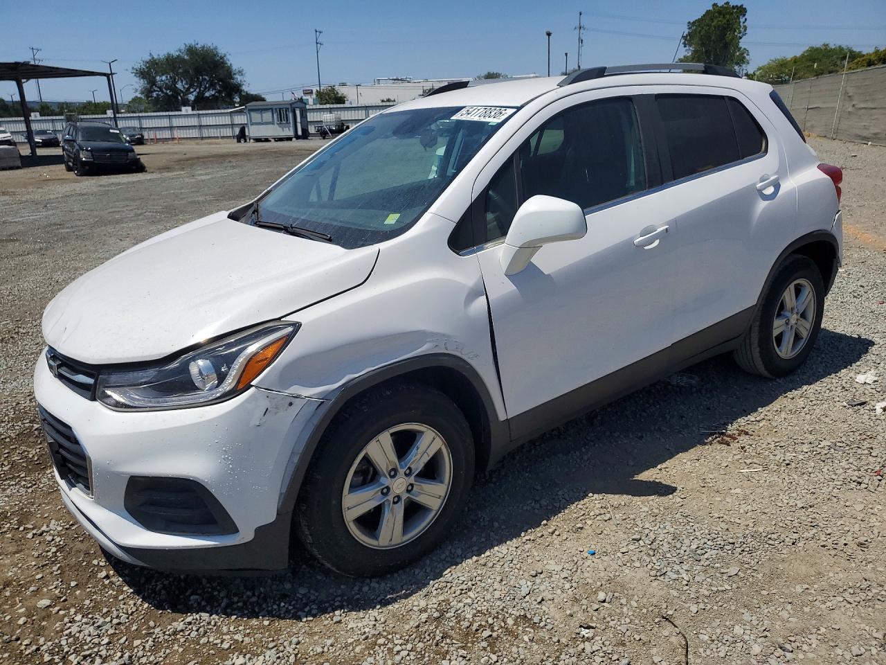 Salvage Chevrolet Trax Image