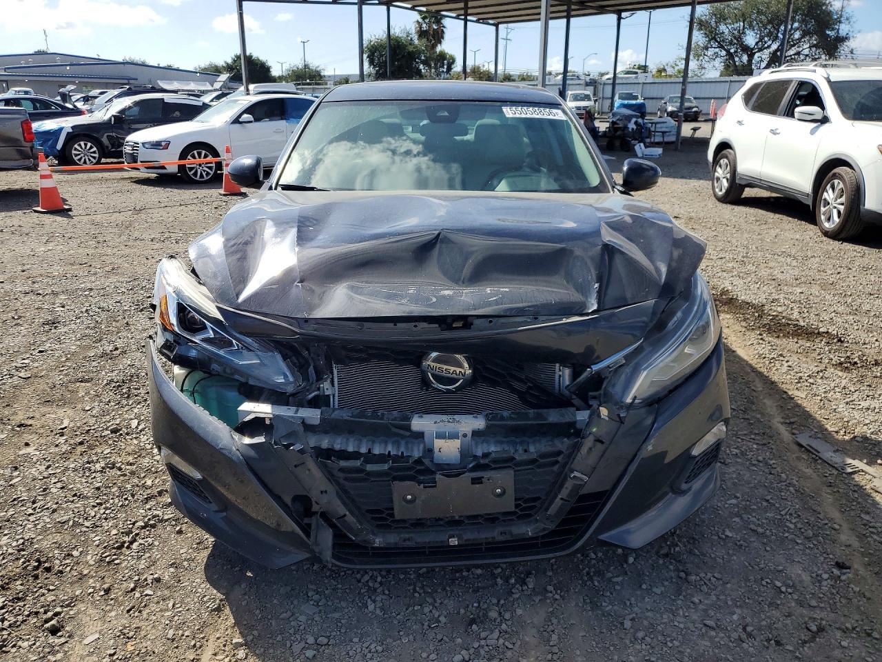 Nissan Altima Sv