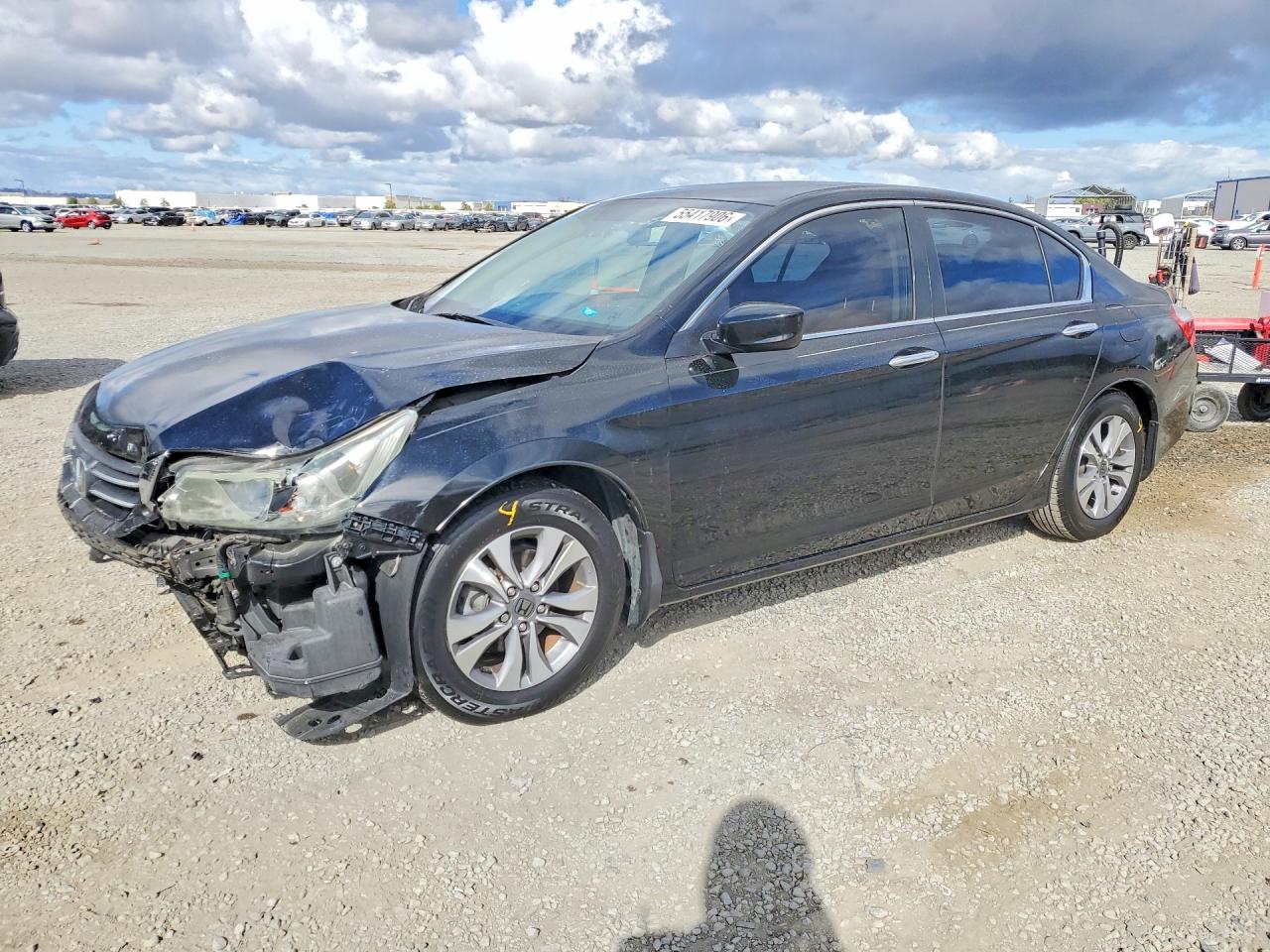 Salvage Honda Accord Image