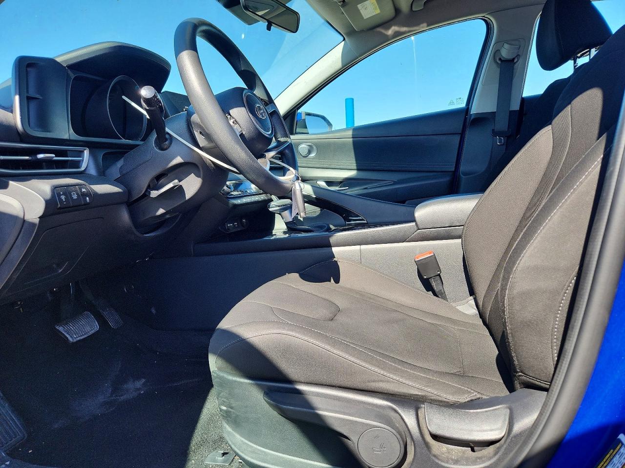 Hyundai ELANTRA Blue