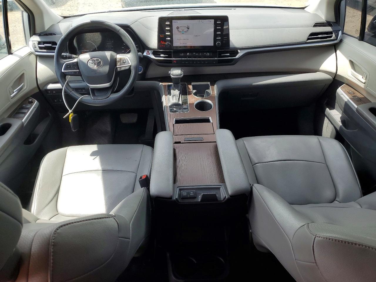 Toyota Sienna Xle