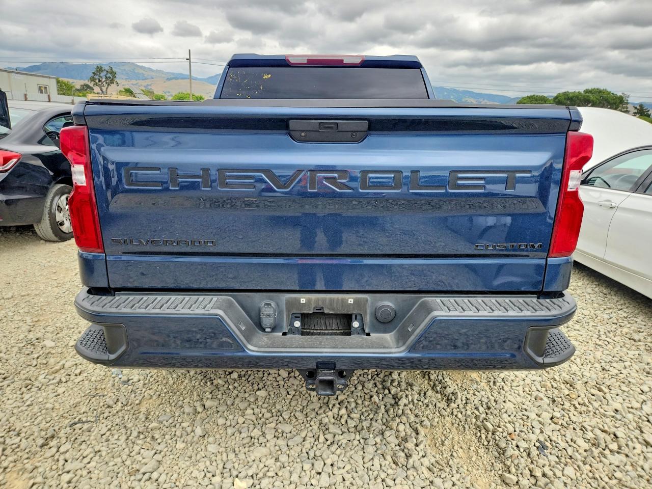 Chevrolet Silverado C1500 Custom